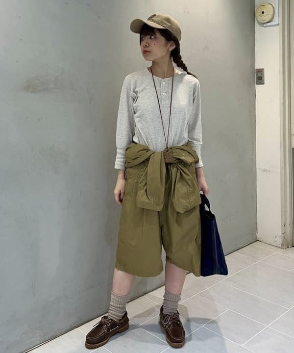 ナツハさんの「BEAMS WOMEN｜【別注】NEW ERA / 940 Easy Snap MLB」を使ったコーディネート