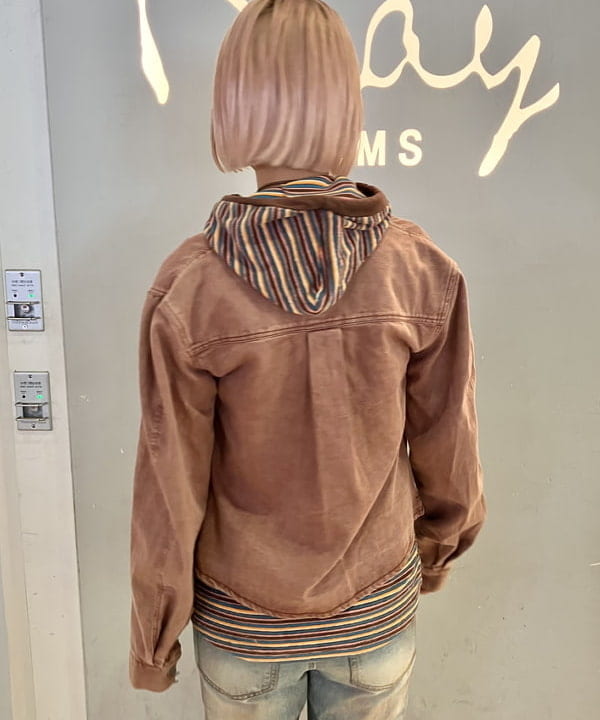 イトウミサキさんの「BEAMS WOMEN｜GHOSPELL / Britt Denim Shirt」を使ったコーディネート