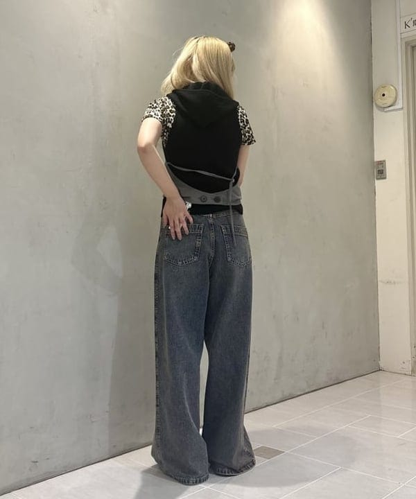 ヒカリさんの「BEAMS WOMEN｜RBS / ホルターネック ジレ」を使ったコーディネート