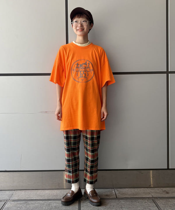 みりさんの「ボーイ ベーシック Tシャツ」を使ったコーディネート