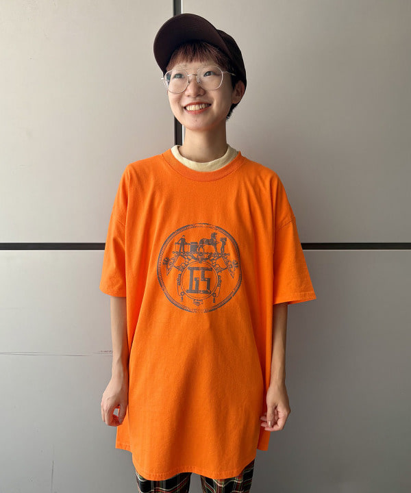 みりさんの「ボーイ ベーシック Tシャツ」を使ったコーディネート