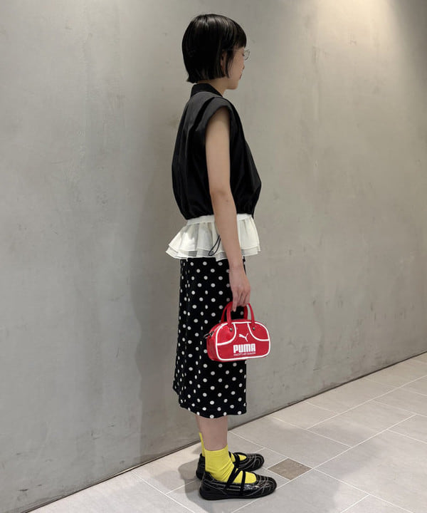 amaさんの「BEAMS WOMEN｜シアー ペプラム クルーネック ノースリーブ ニット」を使ったコーディネート