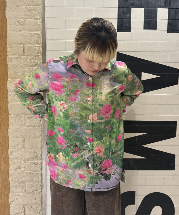 大石彩可さんの「BEAMS WOMEN｜オーバーダイ デニム パンツ」を使ったコーディネート