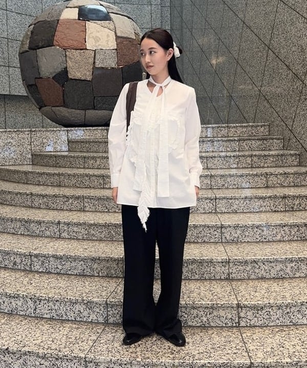 一枚で何通りにも“化ける”主役シャツ