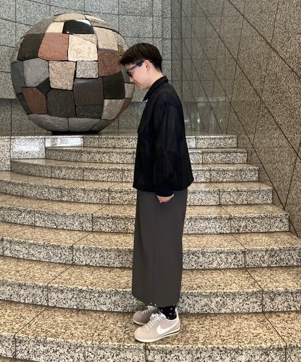 赤羽 花さんの「BEAMS WOMEN｜ワイドショートフィット メッシュ ジップアップ シャツ」を使ったコーディネート