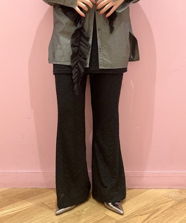 晶さんの「BEAMS WOMEN｜maturely / オーガニック コットン ハート フリルシャツ」を使ったコーディネート