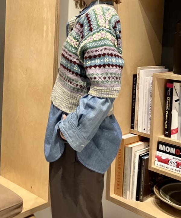 小原 もこさんの「BEAMS WOMEN｜【別注】Healthknit / BB ヘンリーネック Tシャツ ７分袖」を使ったコーディネート