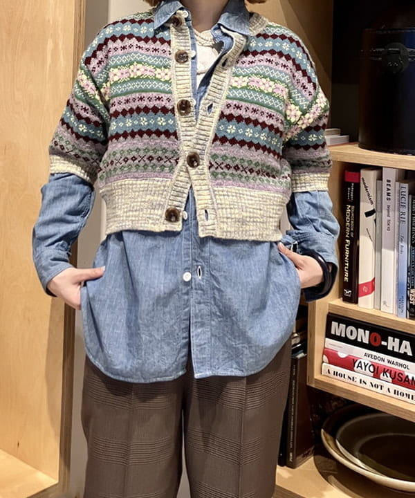 小原 もこさんの「BEAMS WOMEN｜【別注】Healthknit / BB ヘンリーネック Tシャツ ７分袖」を使ったコーディネート