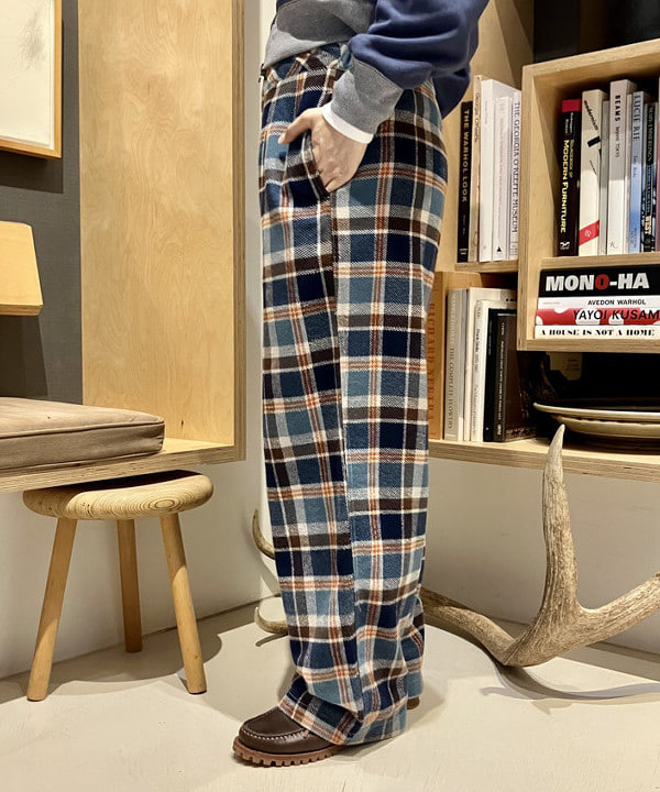 小原 もこさんの「BEAMS WOMEN｜デニム エンジニア ジャケット」を使ったコーディネート