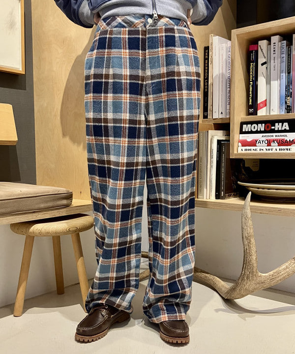 小原 もこさんの「BEAMS WOMEN｜デニム エンジニア ジャケット」を使ったコーディネート