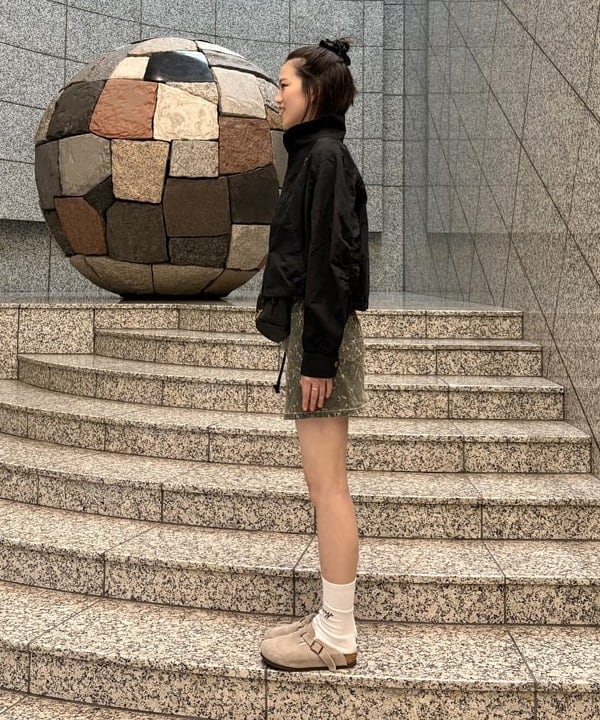 吉田 花さんの「BEAMS WOMEN｜maturely / コットン シルク ジッパー ブルゾン」を使ったコーディネート