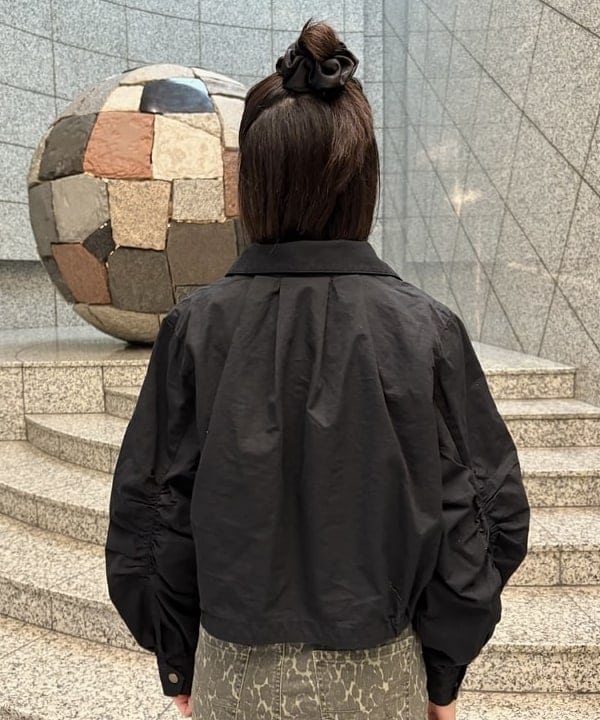 吉田 花さんの「BEAMS WOMEN｜maturely / コットン シルク ジッパー ブルゾン」を使ったコーディネート