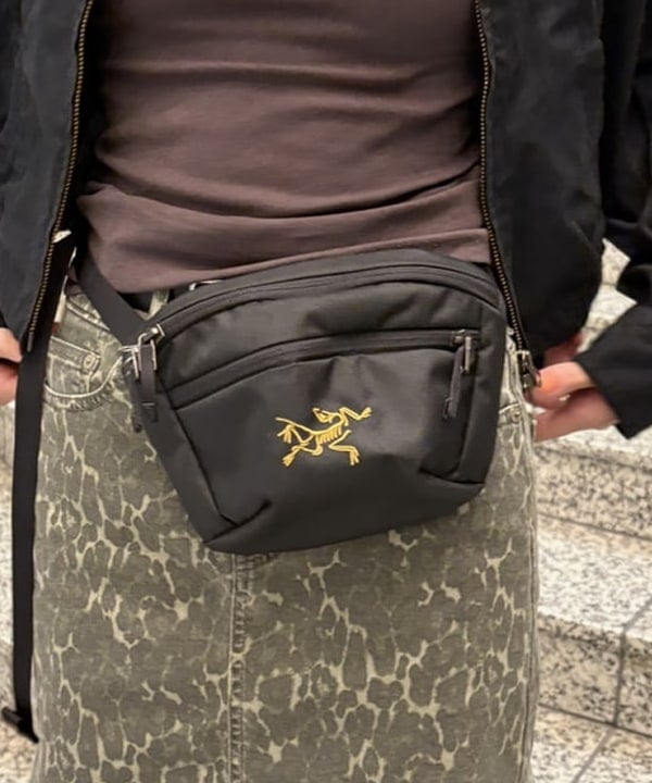 吉田 花さんの「BEAMS WOMEN｜maturely / コットン シルク ジッパー ブルゾン」を使ったコーディネート