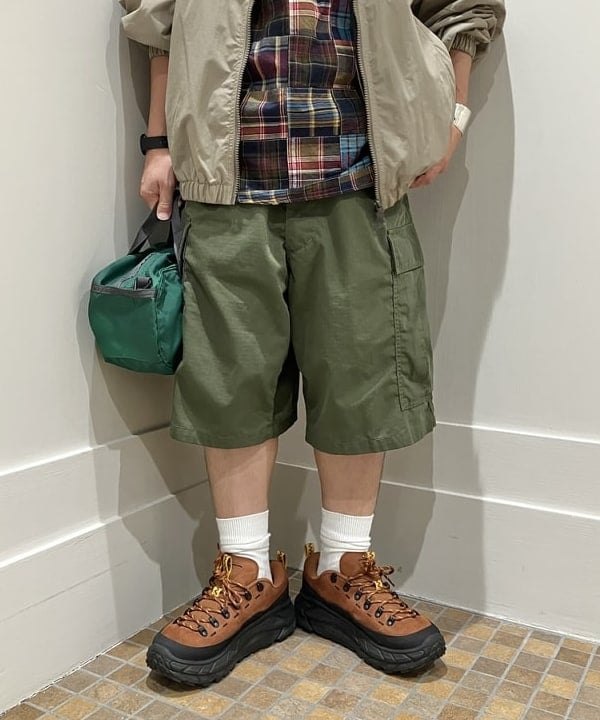 土田 達也さんの「BEAMS WOMEN｜BEAMS / ビッグ 6ポケット カーゴ ショーツ」を使ったコーディネート