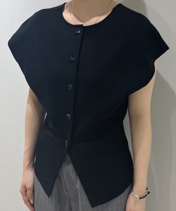 菜月さんの「BEAMS WOMEN｜2WAY フレンチ カーディガン プルオーバー」を使ったコーディネート