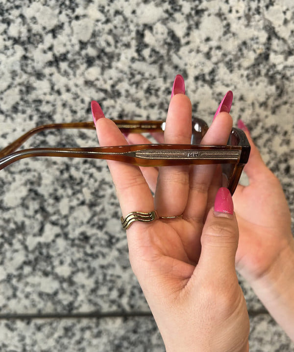 大槻 まひろさんの「BEAMS WOMEN｜エディター東原妙子 × Demi-Luxe BEAMS / ツイル イージー ストレート パンツ」を使ったコーディネート