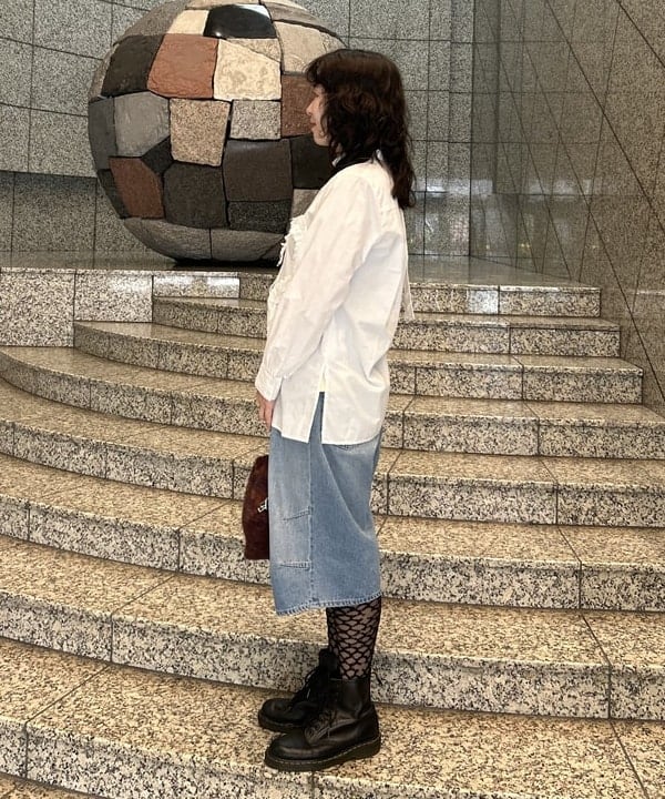 Sakiさんの「BEAMS WOMEN｜maturely / オーガニック コットン ハート フリルシャツ」を使ったコーディネート