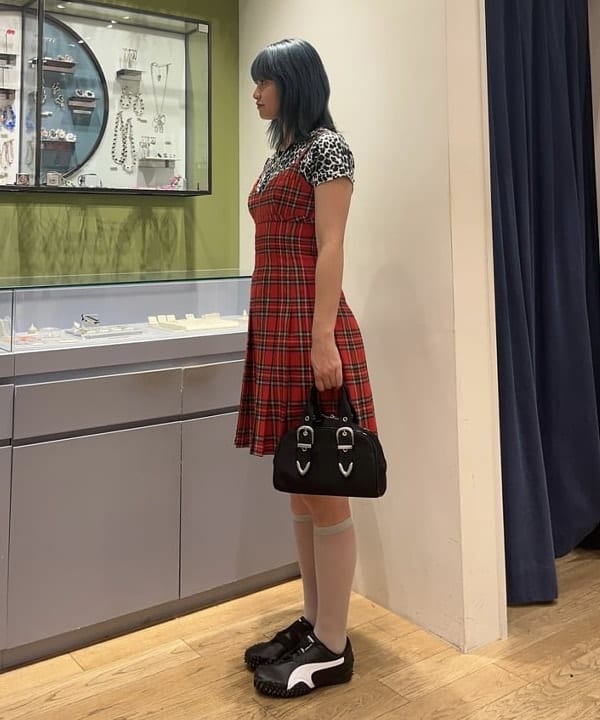 ゆいさんの「BEAMS WOMEN｜PUMA / MOSTRO PERF スニーカー」を使ったコーディネート