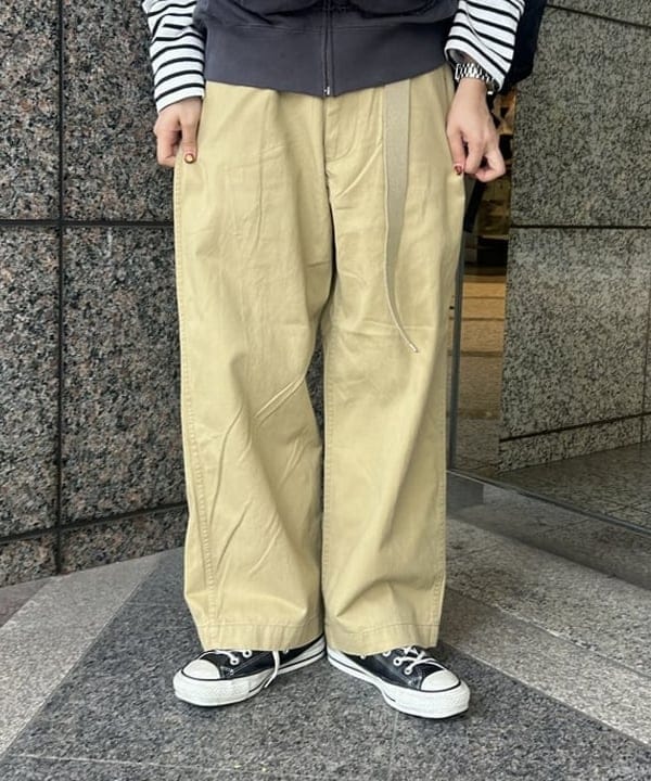 ばるたんさんの「BEAMS WOMEN｜エルボー パッチ バスク ロングスリーブ」を使ったコーディネート