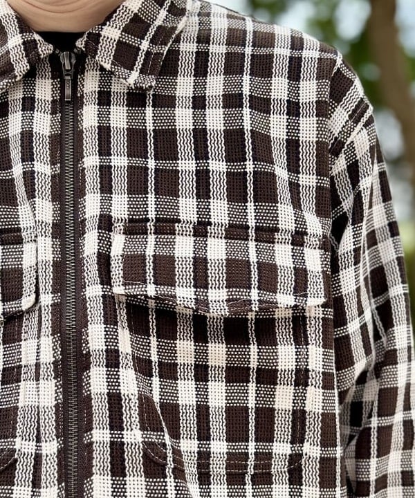 うえきんぐさんの「ワイドショートフィット メッシュ ジップアップ シャツ」を使ったコーディネート