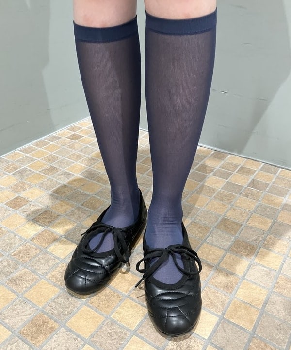 加歩さんの「BEAMS WOMEN｜【別注】FRED PERRY / Pleated Shorts」を使ったコーディネート