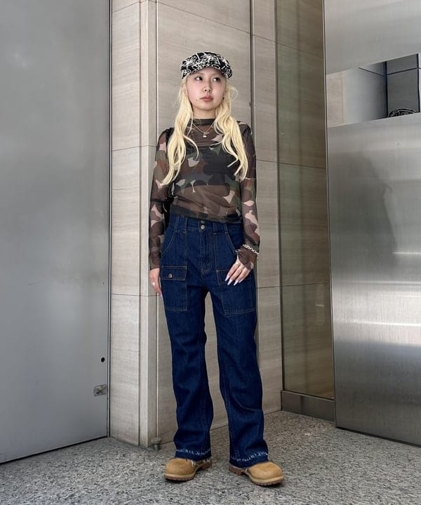 秋の始まりは「柄物シアー」から。主役になる、別注カモフラトップス