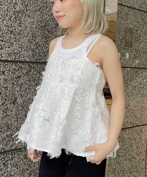 まゆちゃんさんの「BEAMS WOMEN｜フリンジ ジャカード キャミソール」を使ったコーディネート