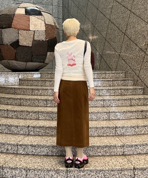 あさひさんの「BEAMS WOMEN｜フロッキー ジップ スリット スカート」を使ったコーディネート