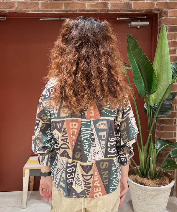 エノモト アミさんの「BEAMS WOMEN｜エプロン オーバーオール」を使ったコーディネート