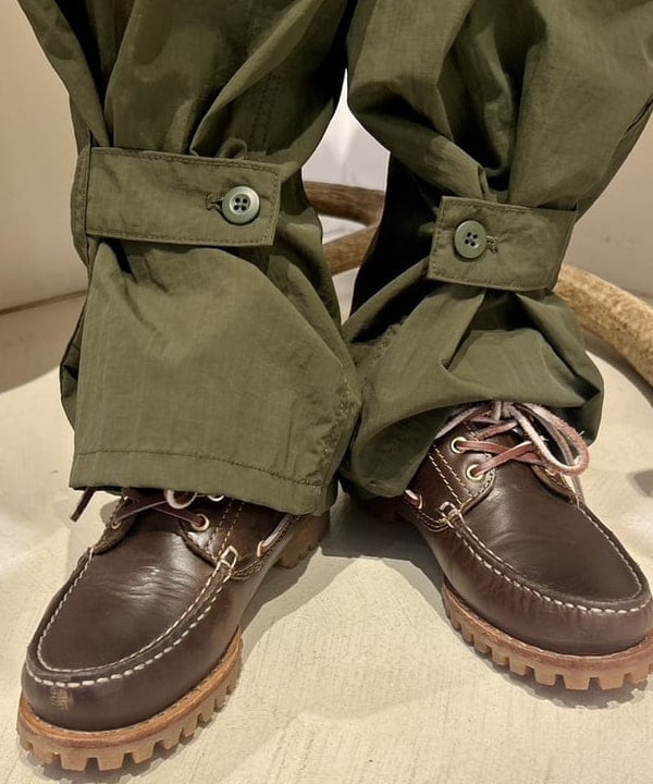 小原 もこさんの「BEAMS WOMEN｜ショート レタード カーディガン」を使ったコーディネート