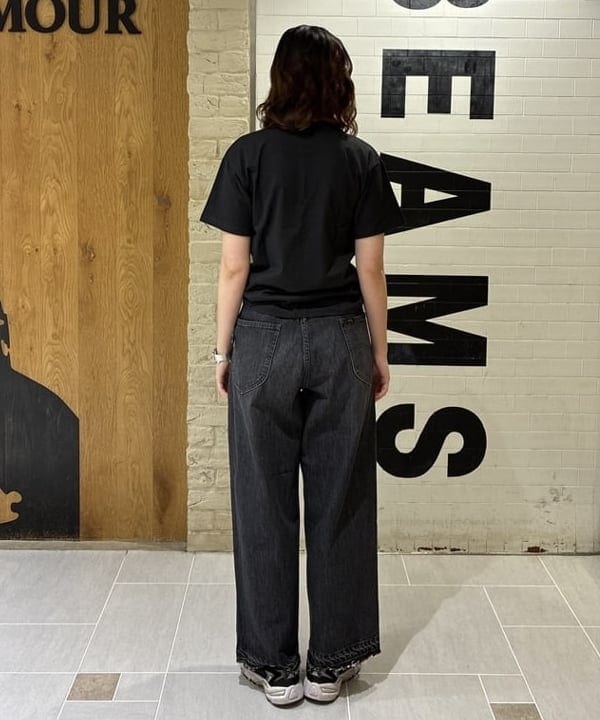 キラリさんの「BEAMS WOMEN｜【別注】Wrangler × maturely / フリンジ ショートスリーブ Tシャツ」を使ったコーディネート