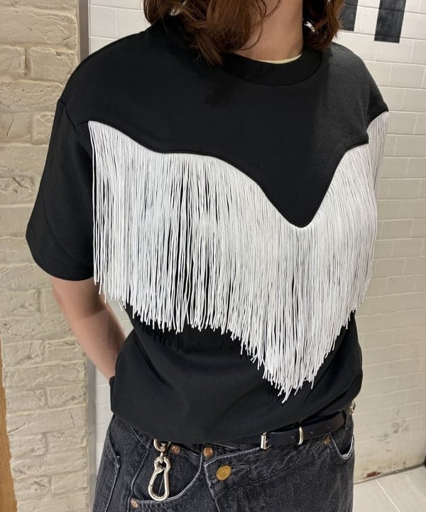 キラリさんの「BEAMS WOMEN｜【別注】Wrangler × maturely / フリンジ ショートスリーブ Tシャツ」を使ったコーディネート