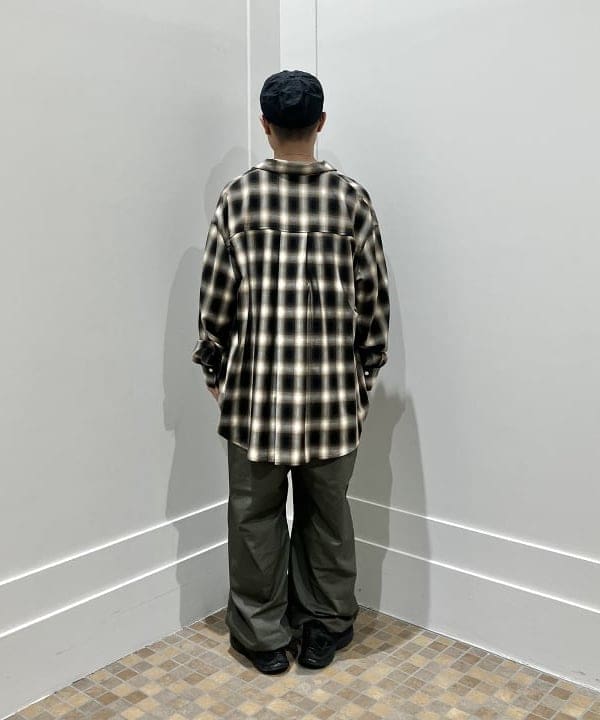 土田 達也さんの「BEAMS WOMEN｜オンブレチェック ビッグ シャツ」を使ったコーディネート