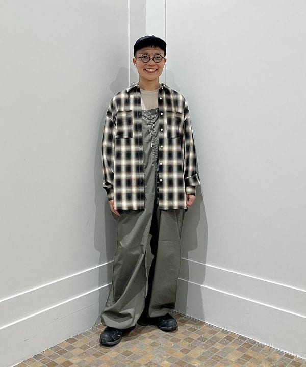 土田 達也さんの「BEAMS WOMEN｜オンブレチェック ビッグ シャツ」を使ったコーディネート