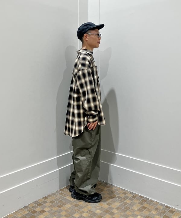 土田 達也さんの「BEAMS WOMEN｜オンブレチェック ビッグ シャツ」を使ったコーディネート