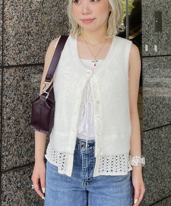 まゆちゃんさんの「BEAMS WOMEN｜シャギー メッシュ ベスト」を使ったコーディネート