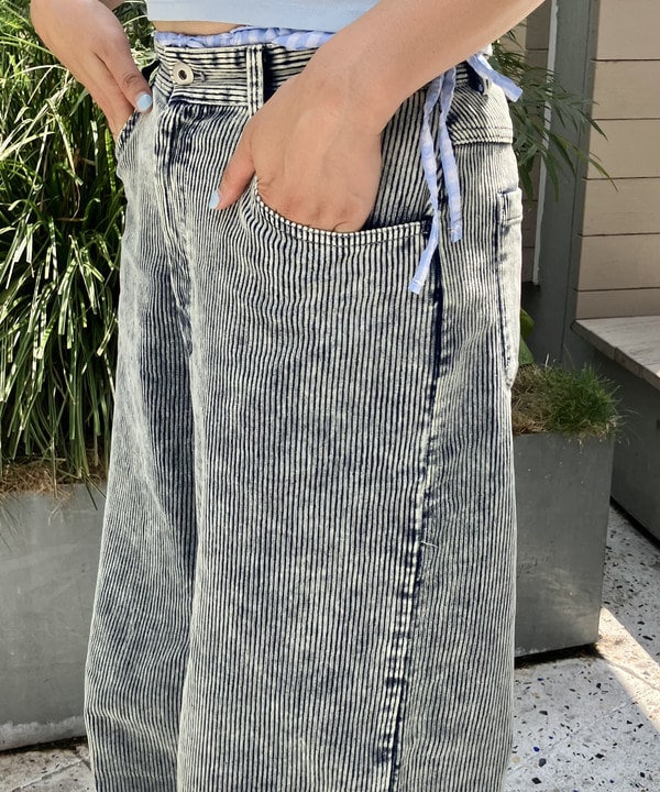 イトウミサキさんの「BEAMS WOMEN｜コーデュロイ 5ポケット ワイド パンツ」を使ったコーディネート