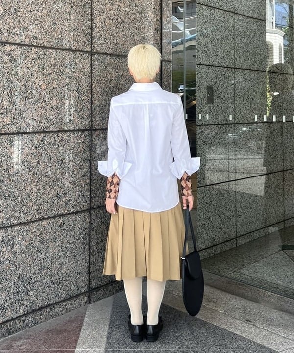 あさひさんの「BEAMS WOMEN｜【別注】FRED PERRY / PANELLED SHIRT」を使ったコーディネート