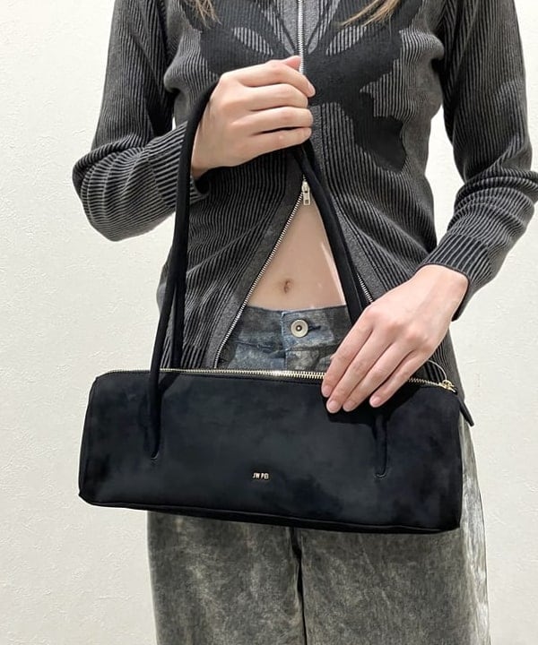 加歩さんの「BEAMS WOMEN｜フロッキー デニム ワイド パンツ」を使ったコーディネート