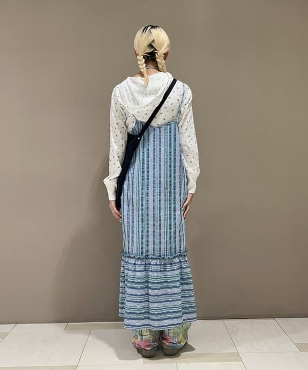 MATSUMOTO AMIさんの「BEAMS WOMEN｜フラワー サーマル パーカー」を使ったコーディネート