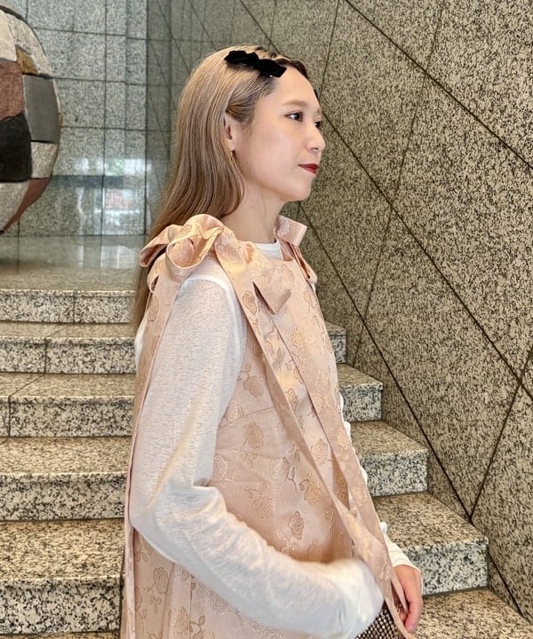 YABUさんの「BEAMS WOMEN｜sister jane / Serene Bow Mini Dress」を使ったコーディネート