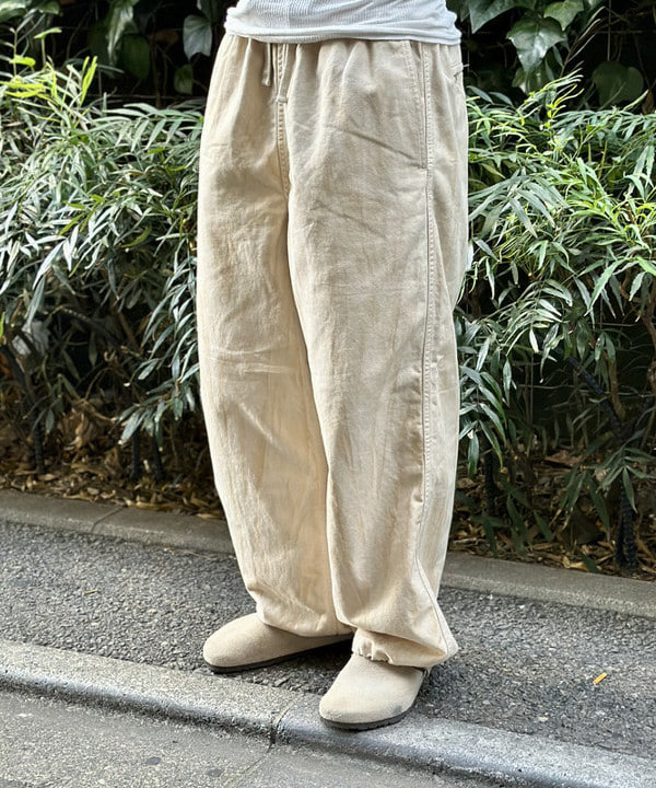 Kellyさんの「BEAMS WOMEN｜ワイド ダスティー イージーパンツ」を使ったコーディネート