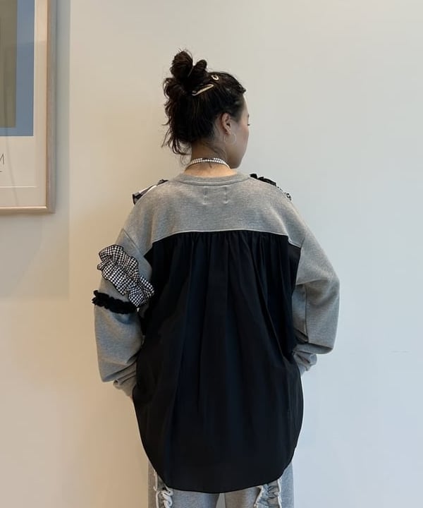 清水 彩乃さんの「BEAMS WOMEN｜【別注】TORI-TO / リボン スウェット シャツ」を使ったコーディネート