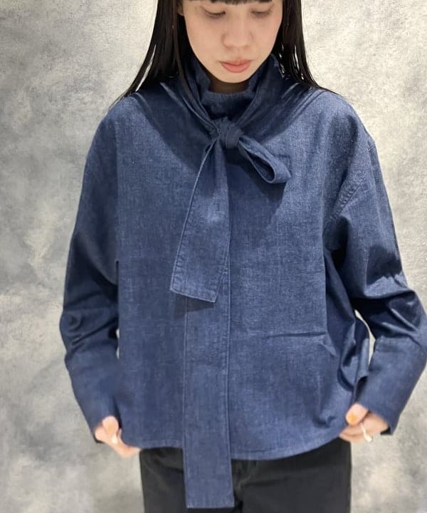 OSUMIさんの「BEAMS WOMEN｜【別注】upper hights / THE ELSIE ブラウス」を使ったコーディネート