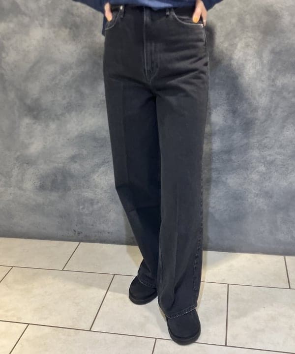 OSUMIさんの「BEAMS WOMEN｜【別注】upper hights / THE ELSIE ブラウス」を使ったコーディネート