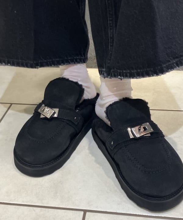 OSUMIさんの「BEAMS WOMEN｜【別注】upper hights / THE ELSIE ブラウス」を使ったコーディネート