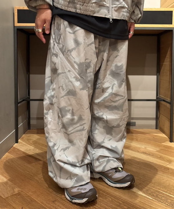 三宅 康平さんの「BEAMS WOMEN｜ショート ウェーディング ブルゾン」を使ったコーディネート