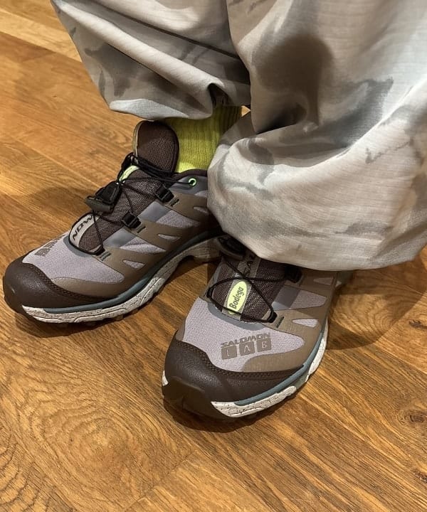 三宅 康平さんの「BEAMS WOMEN｜ショート ウェーディング ブルゾン」を使ったコーディネート