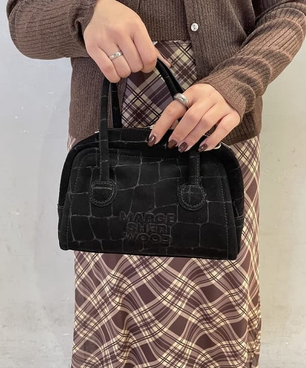 chikaさんの「BEAMS WOMEN｜RBS / RIBポロ ベストセット」を使ったコーディネート