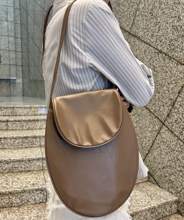 はやしあかねさんの「BEAMS WOMEN｜ストライプ ジップ シャツ」を使ったコーディネート